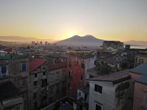  Napoli panoramica, Pension in Neapel