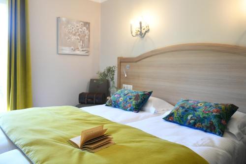 room detail thumbnail 0