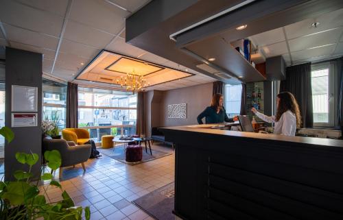 Enter Amalie Hotel - image 4