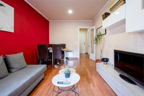 Three Bedroom Apartment in Sants, Barcelone (photo 4)