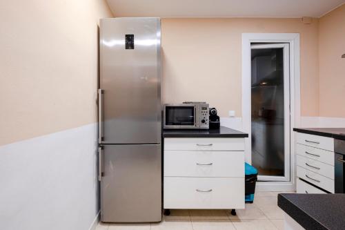 Three Bedroom Apartment in Sants, Barcelone (photo 10)