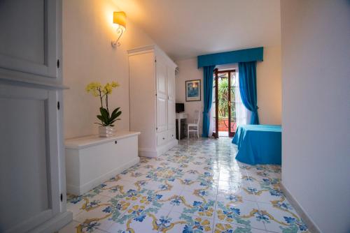 Hotel Residence Villa San Giovanni in Портоферайо