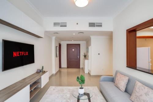 Spacious Apt in Marina for 6 by GuestReady - image 7