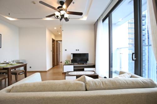 Two-Bedroom Apartment with Balcony image 8