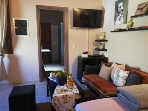  Guest House near Airport & Karteros Beach in Karteros