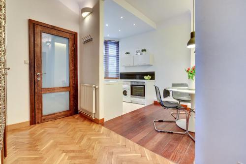 Two-Bedroom Apartment image 3