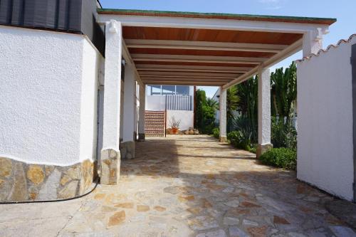 Muriel House - image 12