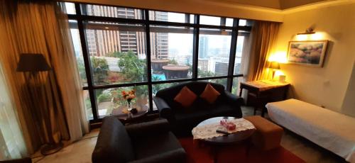 Rihanna service suite at times square, Kuala Lumpur (photo 4)