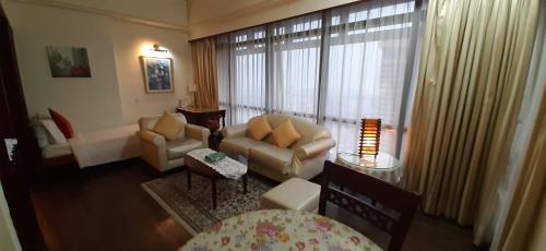 Rihanna service suite at times square, Kuala Lumpur (photo 6)