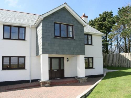 Atlantic Breeze, Camelford, Cornwall
