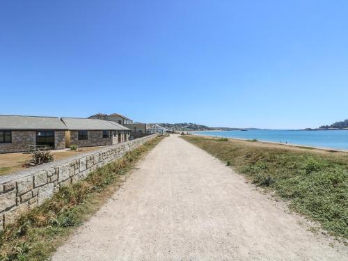 Sea Shore - image 11