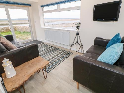 1 Beach Cottages, , North Wales