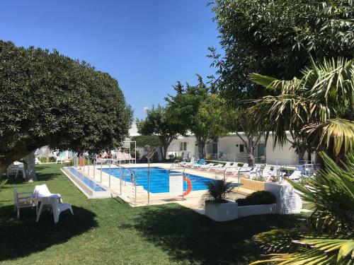  Hostal Las Cumbres in Conil de la Frontera