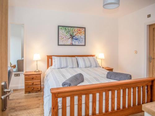 Cambrian House - image 6