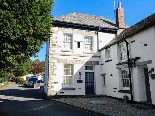 Flat 2, Camelford, Cornwall