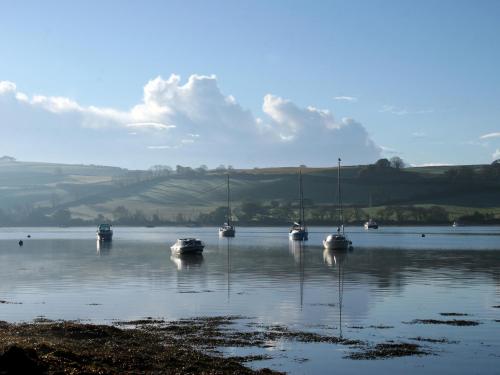 Hilltop - main image