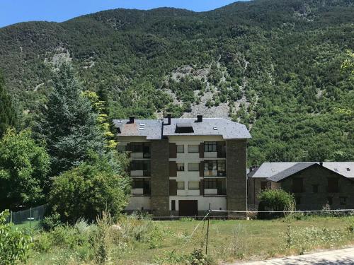  Tu segunda residencia. Ven y disfruta. in Ribera de Cardós