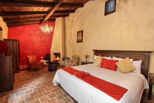 221624030 Hotel San Marcos