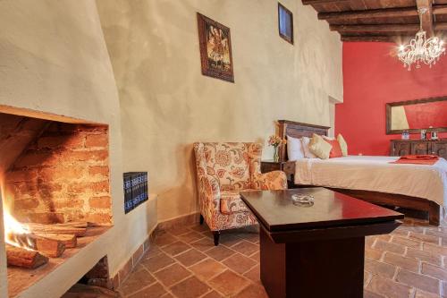 221624136 Hotel San Marcos