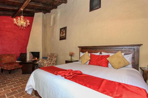 221624225 Hotel San Marcos