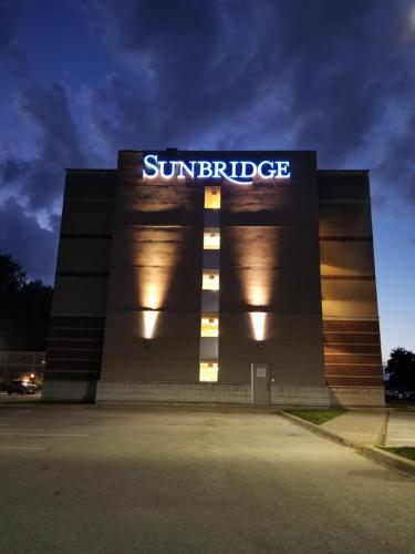 . Sunbridge Hotel & Conference Centre Sarnia