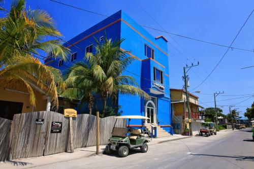 Hotel Royal Blue & Golf Cart Rental – San Pedro