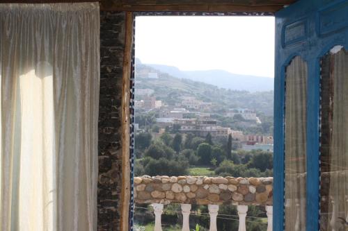 Hotel Leonor - Tap to explore photos