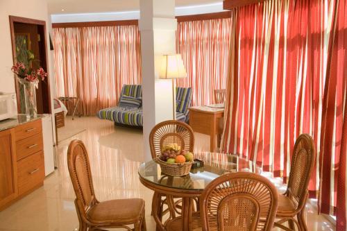 Tropical Keys in Paramaribo