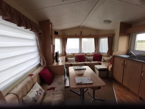 Sunnycott Caravan Park in Cowes West and Gurnard