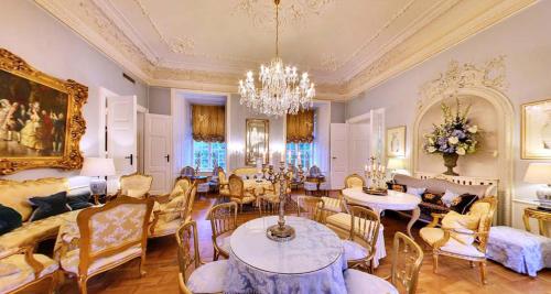 บริการและสิ่งอำนวยความสะดวก, Hvedholm Slotshotel in ฟาบวร์ก