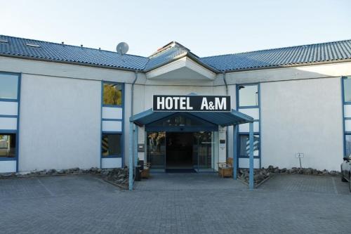 Entrada, A&M Hotel Barsinghausen in Barsinghausen