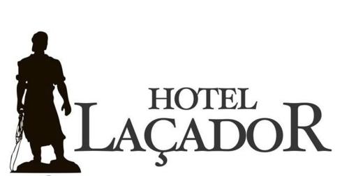 Hotel Lacador Santa Maria