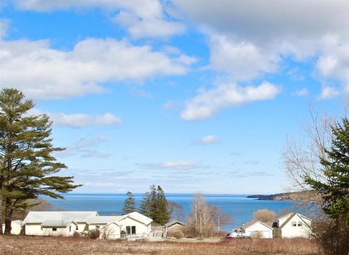 Lupine Cottage - image 9