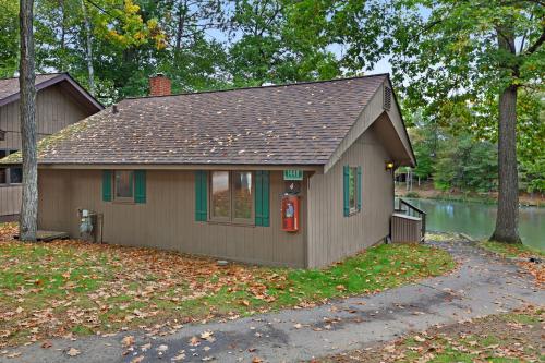 Chanticleer Inn: Villa 4 - image 9