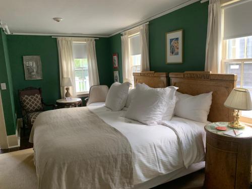 Bridgehampton Inn