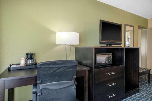 Quality Inn & Suites Brooksville I-75/Dade City