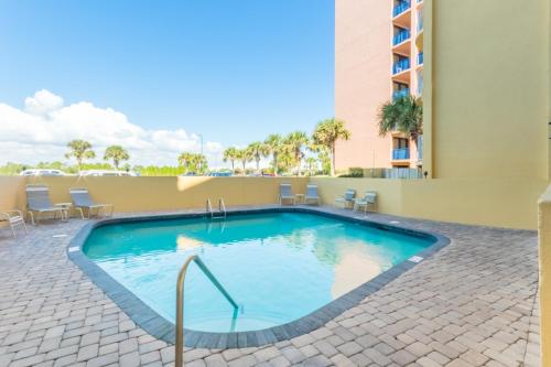 1BR Gulf of Mexico Paradise Emerald Skye 54 - image 4