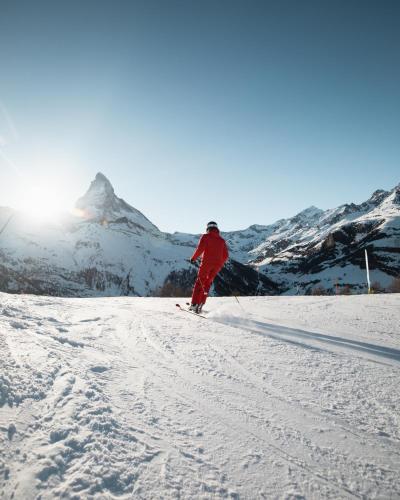 221709856 Schweizerhof Zermatt - a Small Luxury Hotel