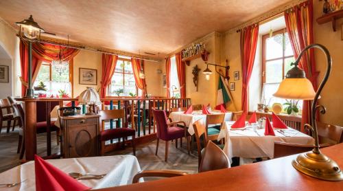 Hotel Krimmlerfälle - image 2
