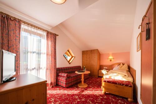 Hotel Krimmlerfälle - image 12
