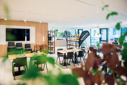 myNext - Hotel Leo - image 8