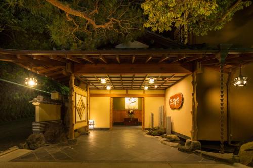 Top 12 Atami Shi Vacation Rentals Apartments Hotels 9flats - 