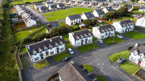 Exterior view, Modern three bedroom house in Bundoran - Bundoran Luxury Apartments and Holiday Homes in Bundoran