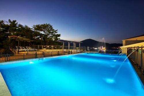 Swimming pool, Dome Hotel Geoje in Irun-myeon