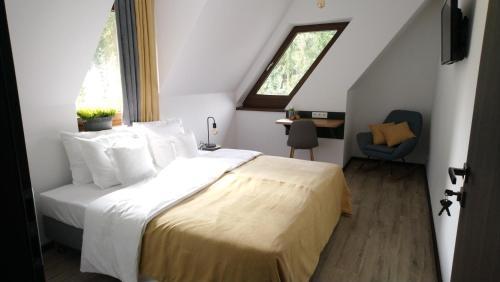 Deluxe King Suite
