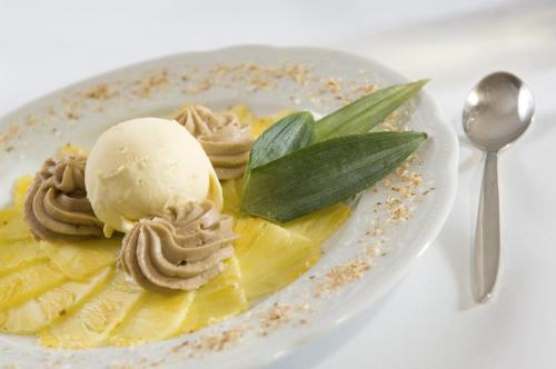 อาหารและเครื่องดื่ม, Hartlef´s Gasthof in ชตาเด