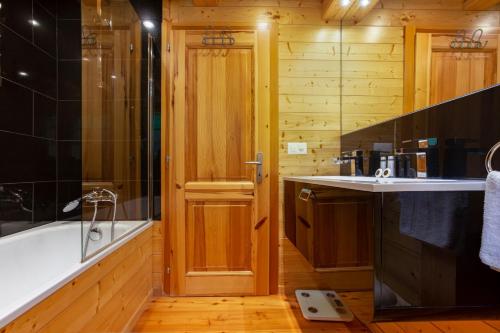 Chalet Teremok - Jacuzzi Sauna - Great for families, La Tzoumaz (foto 8)