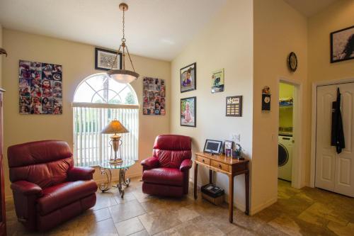 Villa Eagle Home - image 6