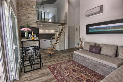 2 bedrooms, 3 beds