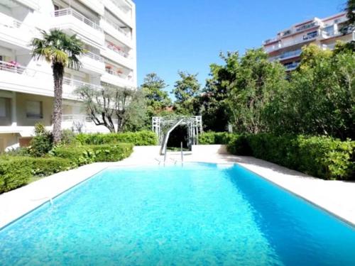 Lux Studio our swimming pool and garden